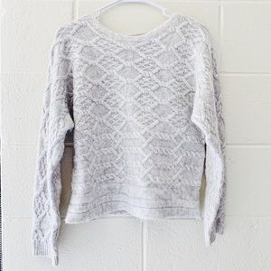 Soft Crochet Sweater Creme/Grey Color Long Sleeve